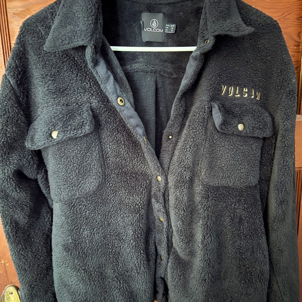 Volcom Fuzzy Fleece Button Up (Never worn)
